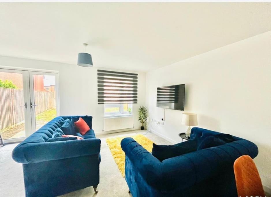 Ashford Retreat - Luxury Home With Double Parking Ngoại thất bức ảnh
